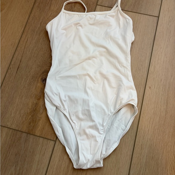 Natalie Dancewear & Morelia Women's Leo Trio - Purple, Red, and White (S/M) - Picture 4 of 8